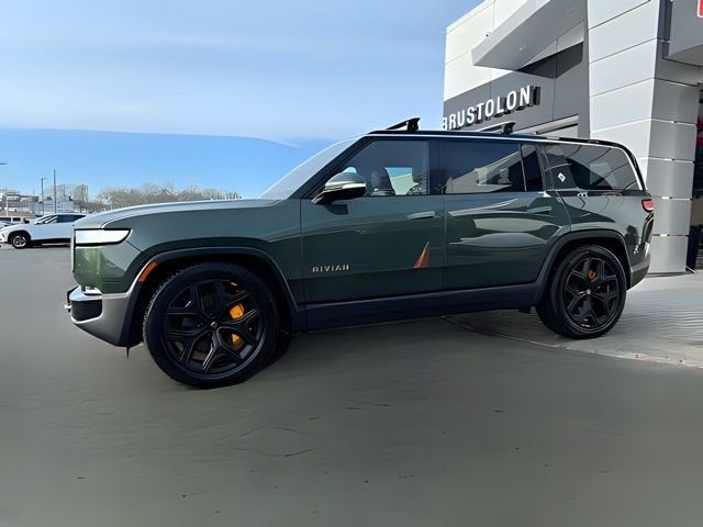 2023 RIVIAN R1S Adventure