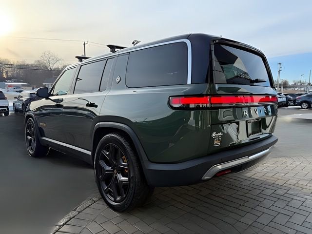2023 RIVIAN R1S Adventure