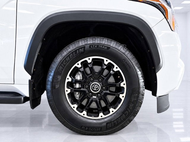 2024 Toyota Sequoia SR5