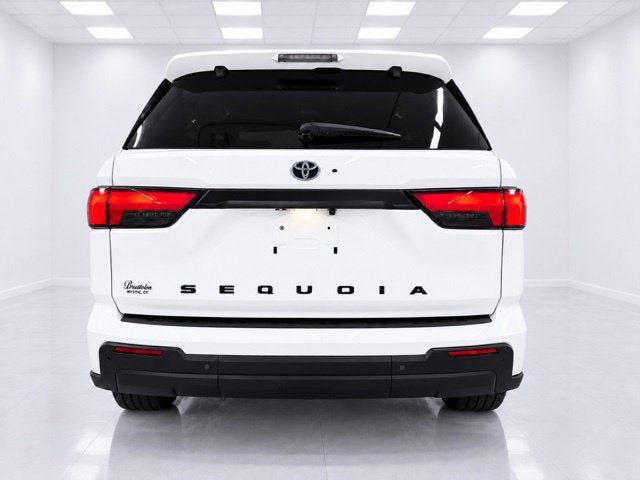 2024 Toyota Sequoia SR5