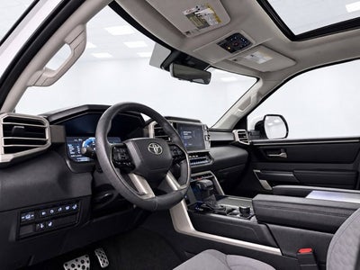 2024 Toyota Sequoia SR5