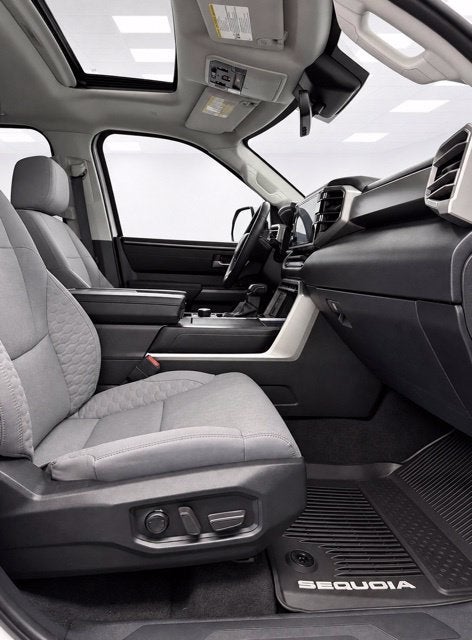 2024 Toyota Sequoia SR5