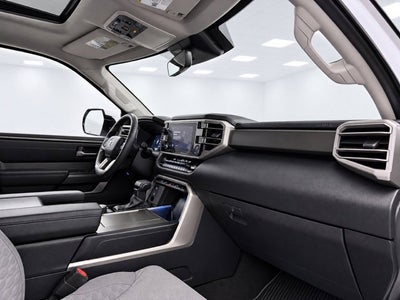 2024 Toyota Sequoia SR5