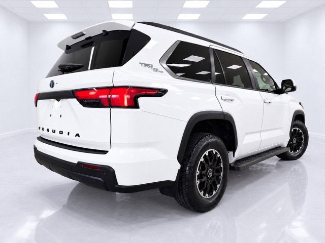 2024 Toyota Sequoia SR5