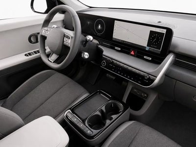 2025 Hyundai IONIQ 5 SE