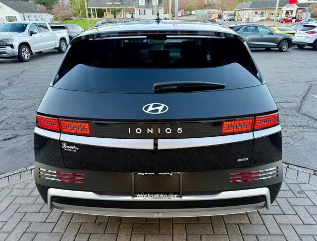 2025 Hyundai IONIQ 5 SEL