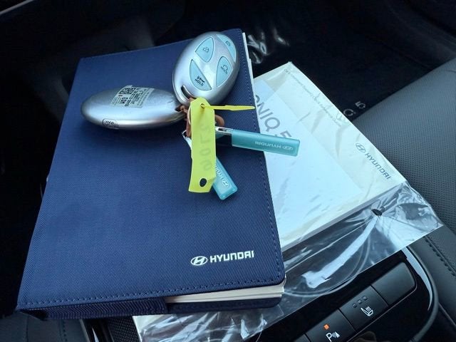 2025 Hyundai IONIQ 5 SEL