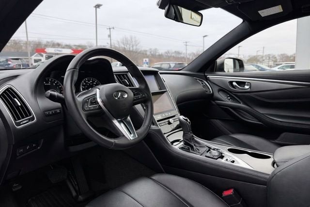 2022 INFINITI Q60 PURE