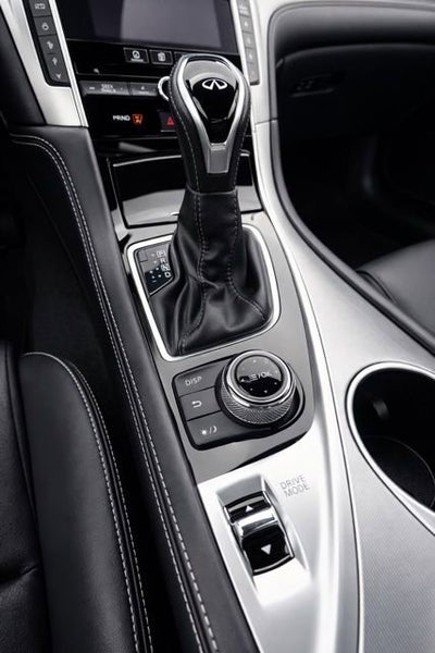 2022 INFINITI Q60 PURE