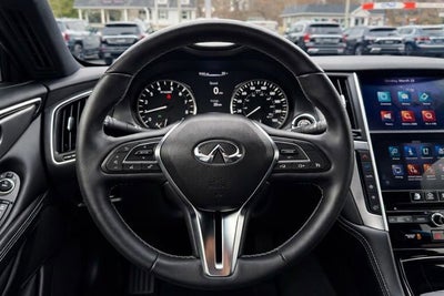 2022 INFINITI Q60 PURE