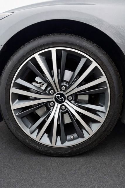 2022 INFINITI Q60 PURE