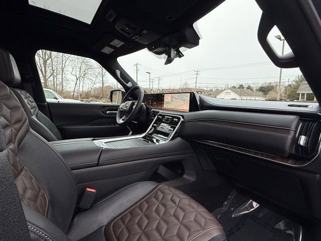 2025 Nissan Armada Platinum Reserve