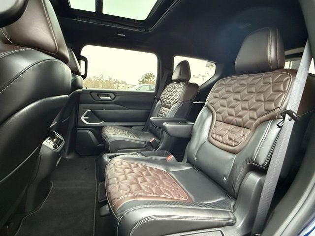 2025 Nissan Armada Platinum Reserve