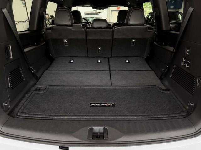 2025 Nissan Armada PRO-4X 4WD