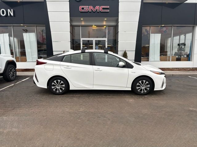 2022 Toyota Prius Prime LE