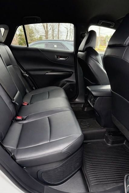 2022 Toyota Venza LE