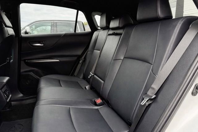 2022 Toyota Venza LE