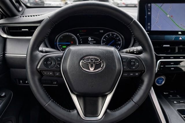 2022 Toyota Venza LE