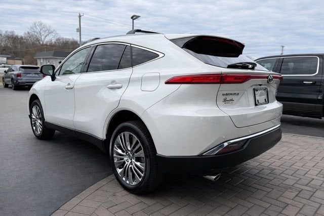 2022 Toyota Venza LE