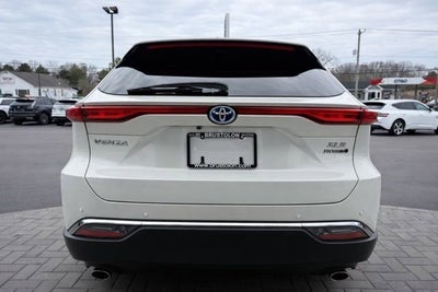 2022 Toyota Venza LE