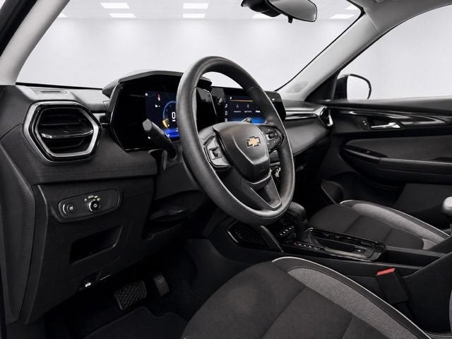 2025 Chevrolet Trailblazer LS