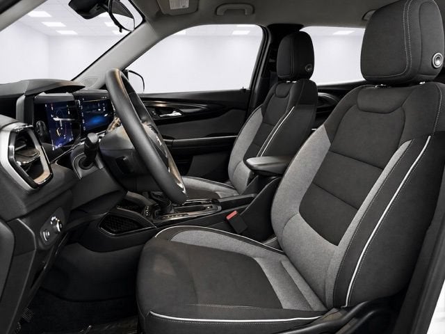 2025 Chevrolet Trailblazer LS