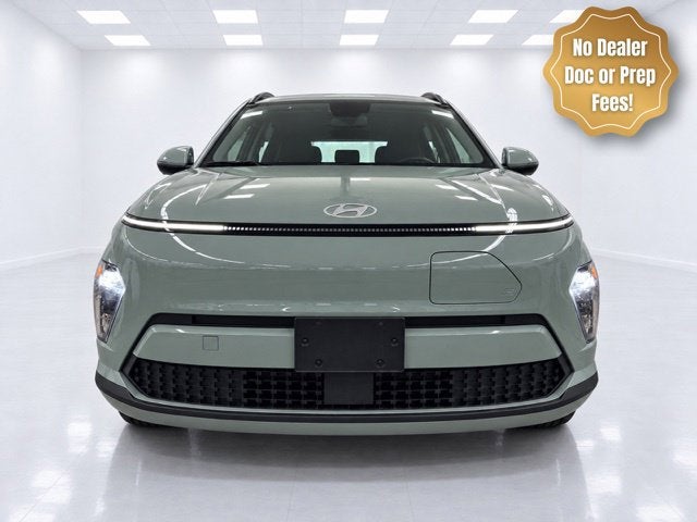 Used 2025 Hyundai Kona EV SEL with VIN KM8HC3A62SU018294 for sale in Stonington, CT