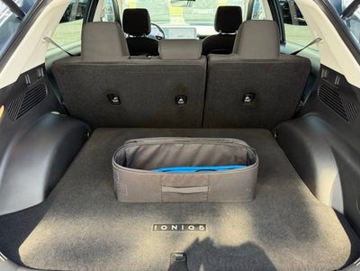 2024 Hyundai IONIQ 5 SE