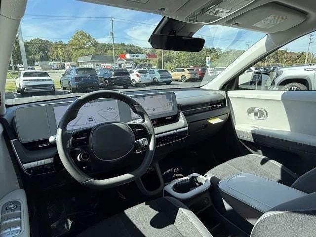 2024 Hyundai IONIQ 5 SE