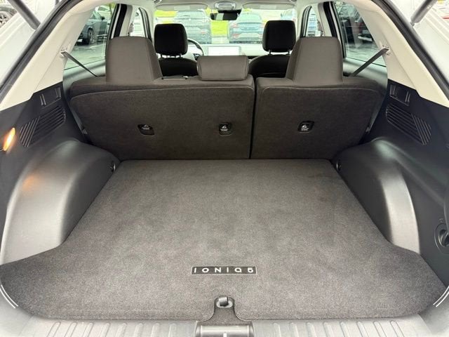 2024 Hyundai IONIQ 5 SE