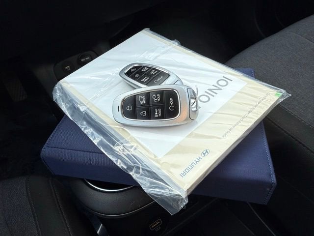 2024 Hyundai IONIQ 5 SEL