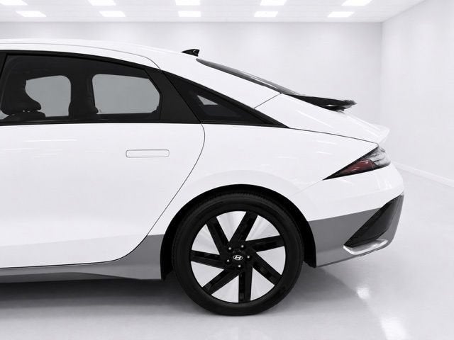 2024 Hyundai IONIQ 6 SE