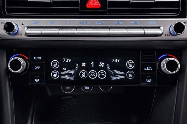 2025 Genesis G70 2.5T AWD