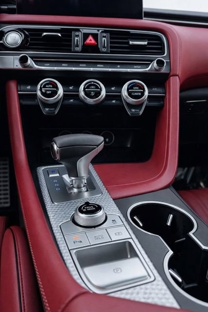 2023 Genesis G70 2.0T