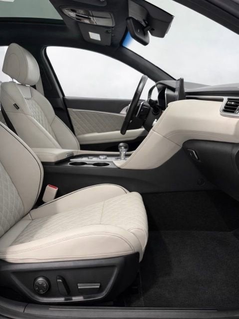 2023 Genesis G70 3.3T