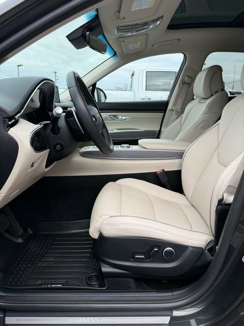 2025 Genesis GV70 2.5T