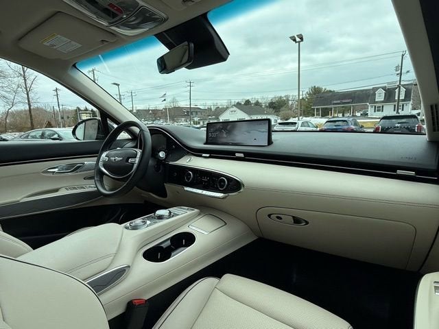 2025 Genesis GV70 2.5T