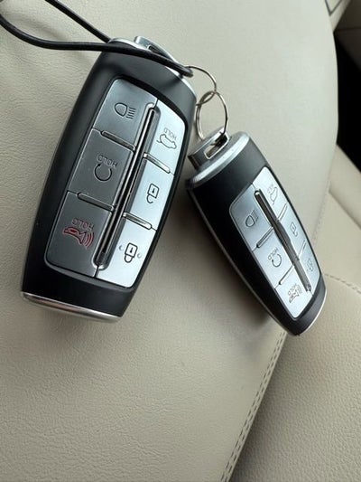 2025 Genesis GV70 2.5T