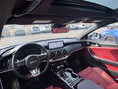 2022 Kia Stinger GT-Line
