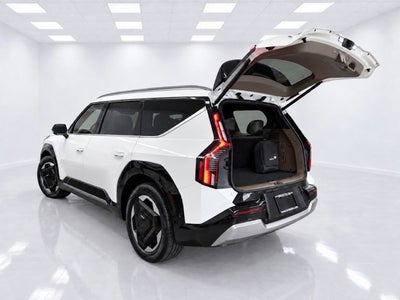2024 Kia EV9 Land