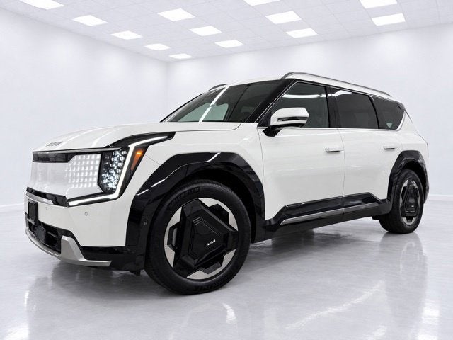 2024 Kia EV9 Land