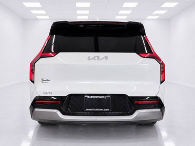 2024 Kia EV9 Land