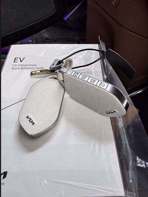 2024 Kia EV9 Land