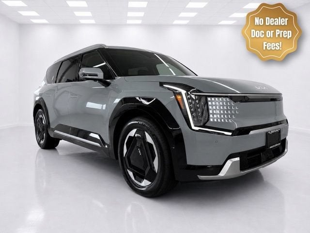 Used 2024 Kia EV9 Land with VIN KNDADFS56R6036757 for sale in Stonington, CT
