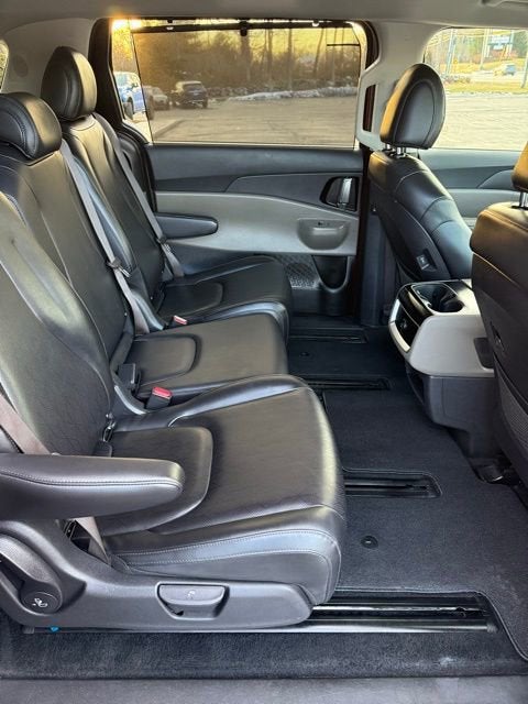 2025 Kia Carnival Hybrid EX