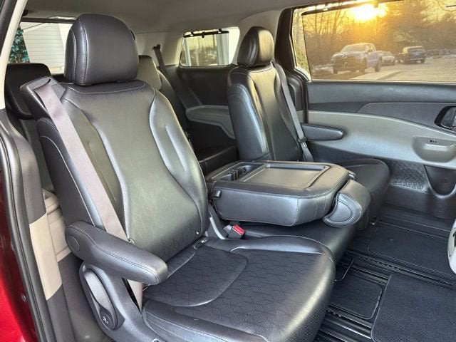 2025 Kia Carnival Hybrid EX