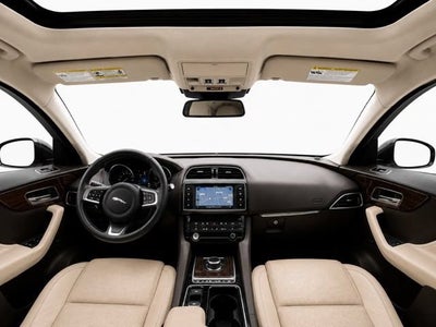 2018 Jaguar F-PACE 25t Prestige