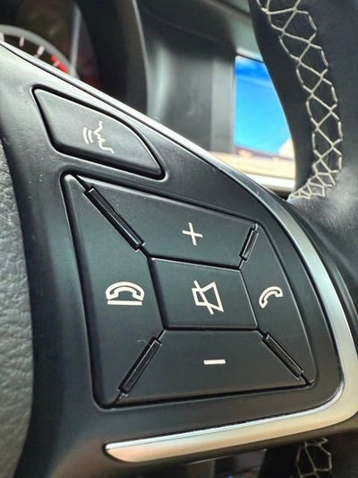 2017 INFINITI QX30 Premium