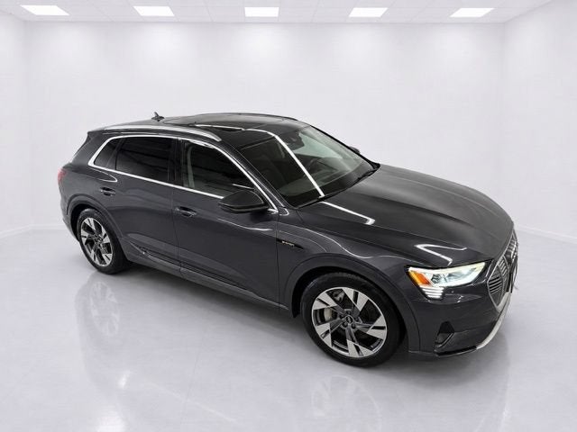 2021 Audi e-tron Premium quattro