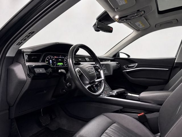 2021 Audi e-tron Premium quattro